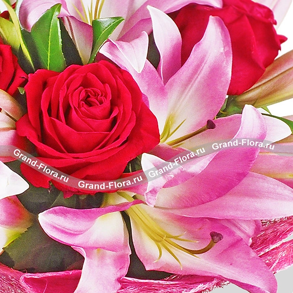 Леди совершенство - букет из роз и лилии