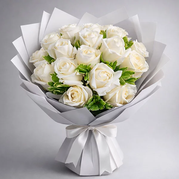 Ванильное небо – букет из белых роз